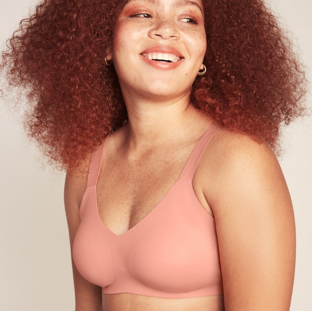 Knix padded V-neck bra size 6+ (D-F)